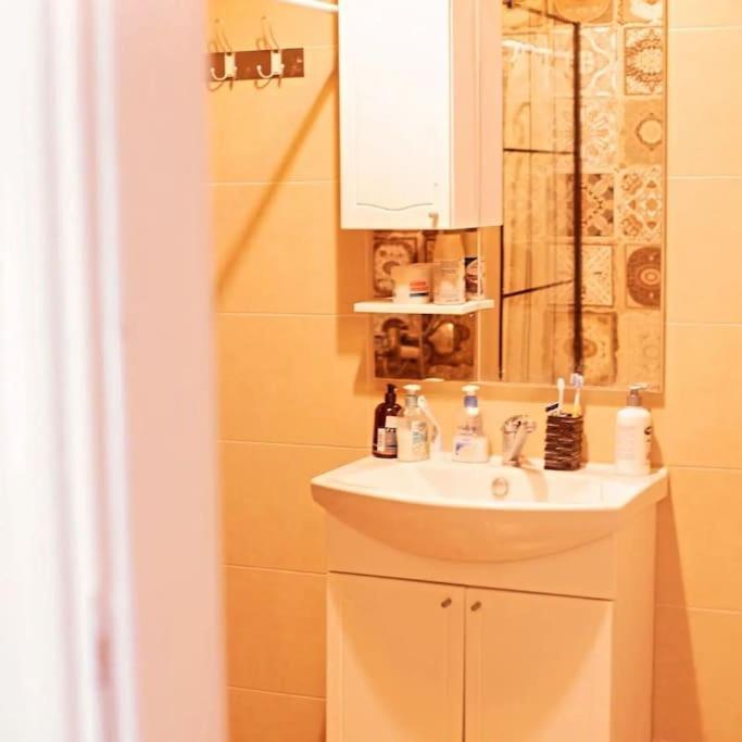 Cozy Abode Awaits! Apartment Sarajevo